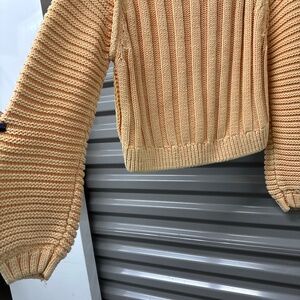 Cropped sweater!